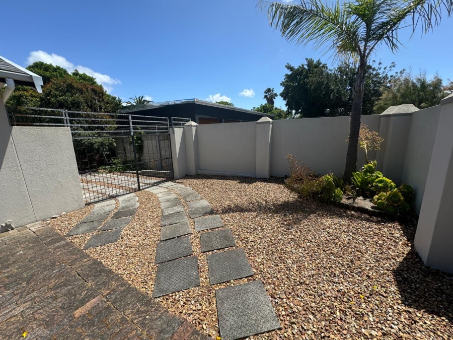 3 Bedroom Property for Sale in Amandelsig Western Cape